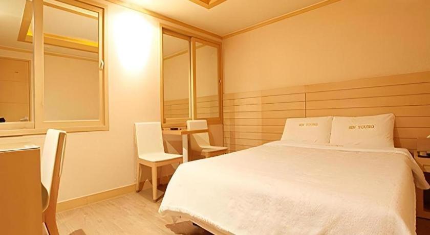 Sinyoung Motel 서울특별시 외부 사진