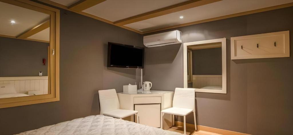Sinyoung Motel 서울특별시 외부 사진