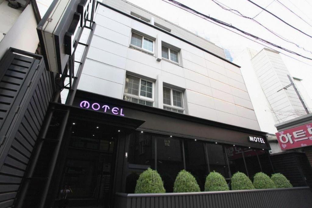 Sinyoung Motel 서울특별시 외부 사진