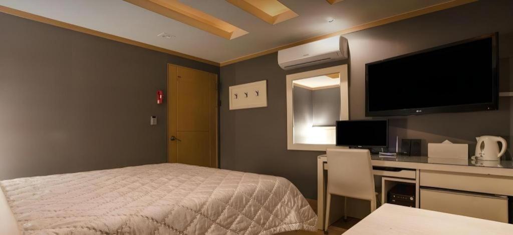 Sinyoung Motel 서울특별시 외부 사진
